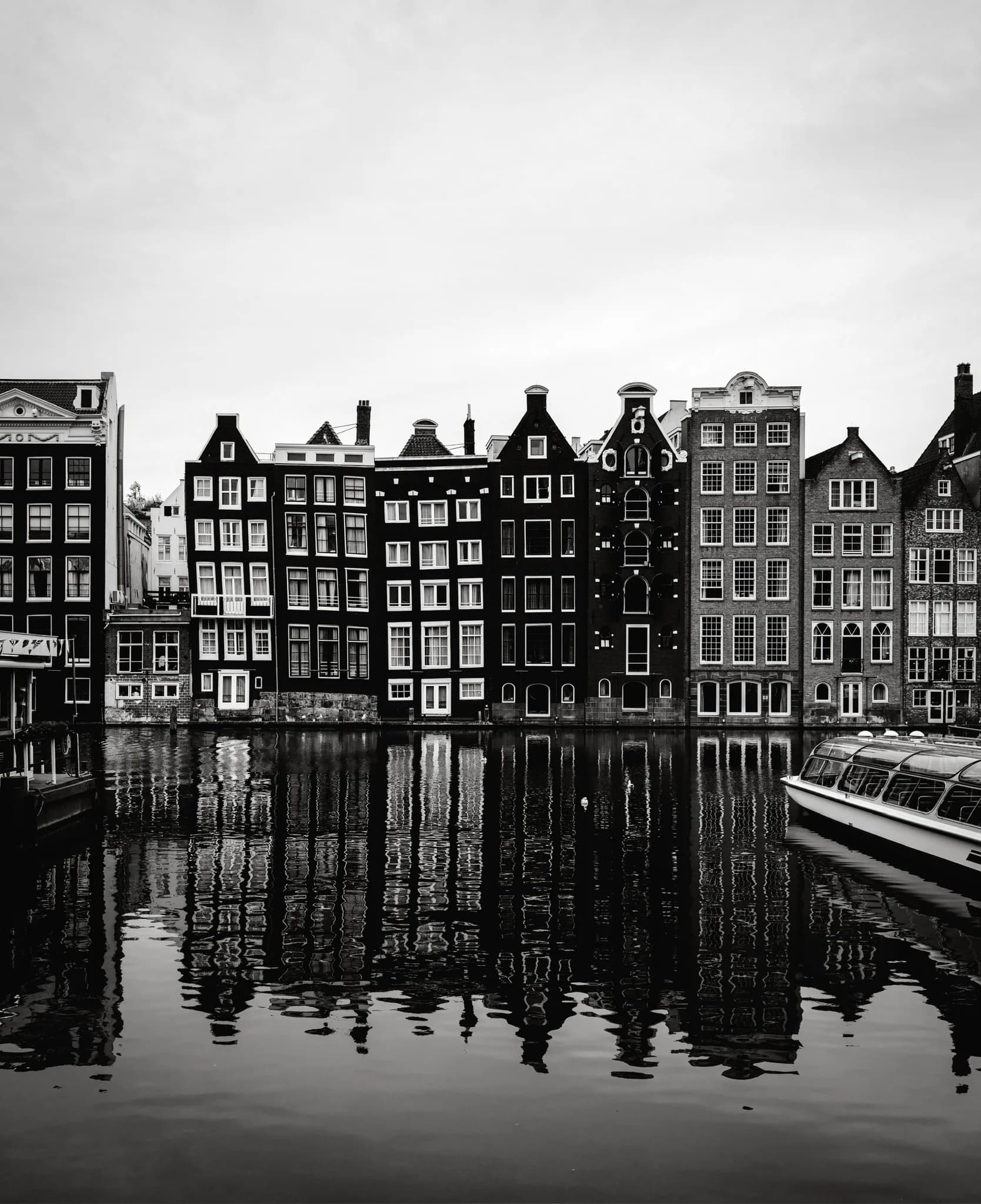 Dancing Houses